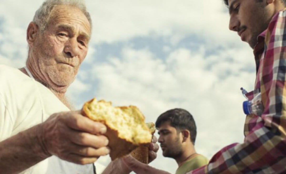 Συγκίνηση για τον θάνατο του “φούρναρη της Κω” που βοηθούσε πρόσφυγες