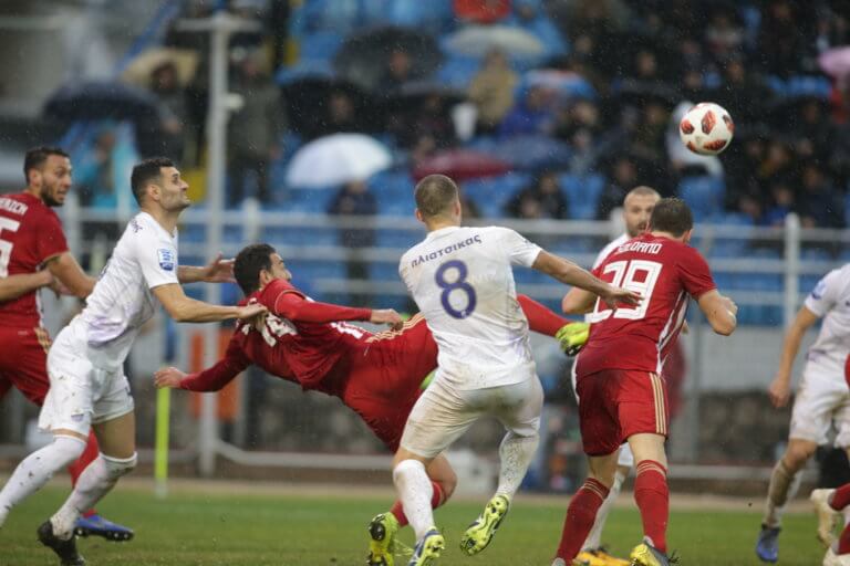 Λαμία – Ολυμπιακός 3-3: Ματσάρα στη βροχή! Ντεμπούτο με γκολ για Ντίας και Σολδάνο | Newsit.gr Λαμία – Ολυμπιακός 3-3: Ματσάρα στη βροχή! Ντεμπούτο με γκολ για Ντίας και Σολδάνο | Newsit.gr
