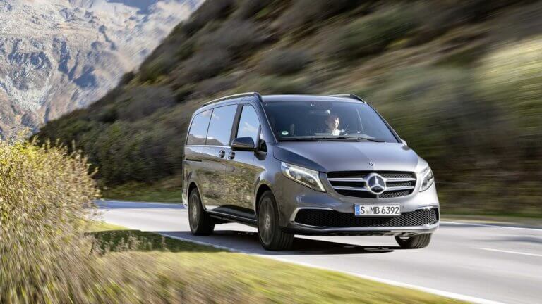 H Mercedes-Benz φρεσκάρει την πολυτελή V-Class και ετοιμάζει ηλεκτρική έκδοσή της | Newsit.gr H Mercedes-Benz φρεσκάρει την πολυτελή V-Class και ετοιμάζει ηλεκτρική έκδοσή της | Newsit.gr