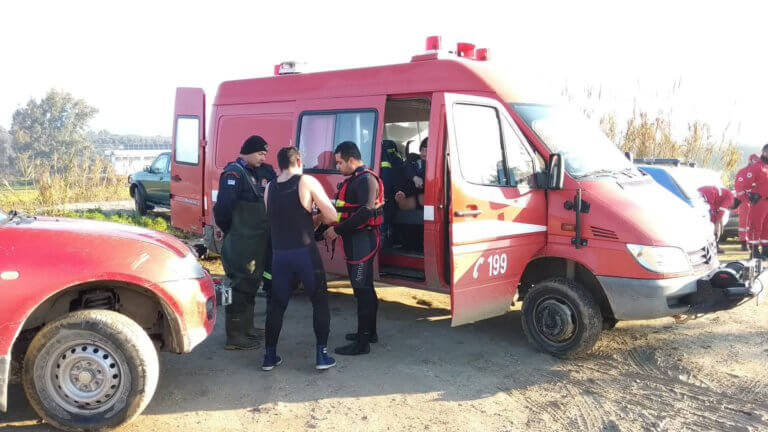 Μεσαρά: Άκαρπες οι έρευνες για τους τέσσερις αγνοούμενους – Θα βουτήξουν και δύτες | Newsit.gr Μεσαρά: Άκαρπες οι έρευνες για τους τέσσερις αγνοούμενους – Θα βουτήξουν και δύτες | Newsit.gr