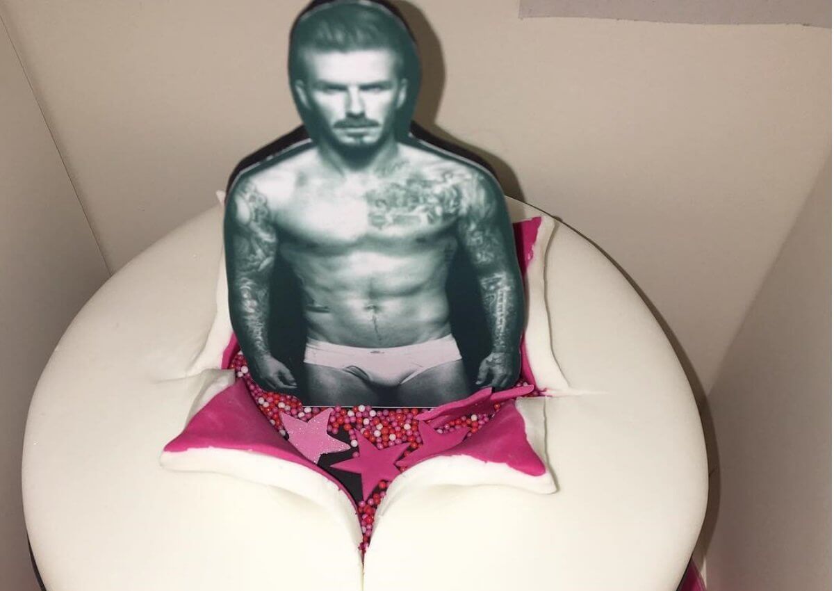 Ο David Beckham, πρωταγωνιστής στην τούρτα Ελληνίδας δημοσιογράφου! Τα πάρτι για τα γενέθλιά της! [pics,vid]