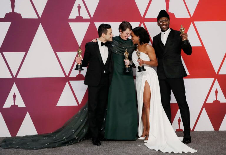 Όσκαρ 2019: Το σήκωσε ο Λάνθιμος! Μοιράστηκαν τα βραβεία | Newsit.gr Όσκαρ 2019: Το σήκωσε ο Λάνθιμος! Μοιράστηκαν τα βραβεία | Newsit.gr