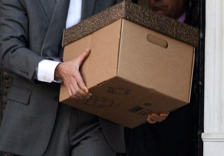 Θήβα: Τους έκαψε το δέμα από το εξωτερικό – Το πακέτο που παρέλαβαν τους έβαλε σε περιπέτειες | Newsit.gr Θήβα: Τους έκαψε το δέμα από το εξωτερικό – Το πακέτο που παρέλαβαν τους έβαλε σε περιπέτειες | Newsit.gr
