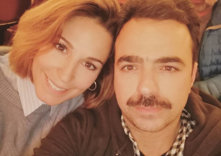 Ο σύζυγός της Κατερίνας Παπουτσάκη μπήκε στην κουζίνα του σπιτιού τους – Δες τι έφτιαξε! (video) | Newsit.gr Ο σύζυγός της Κατερίνας Παπουτσάκη μπήκε στην κουζίνα του σπιτιού τους – Δες τι έφτιαξε! (video) | Newsit.gr