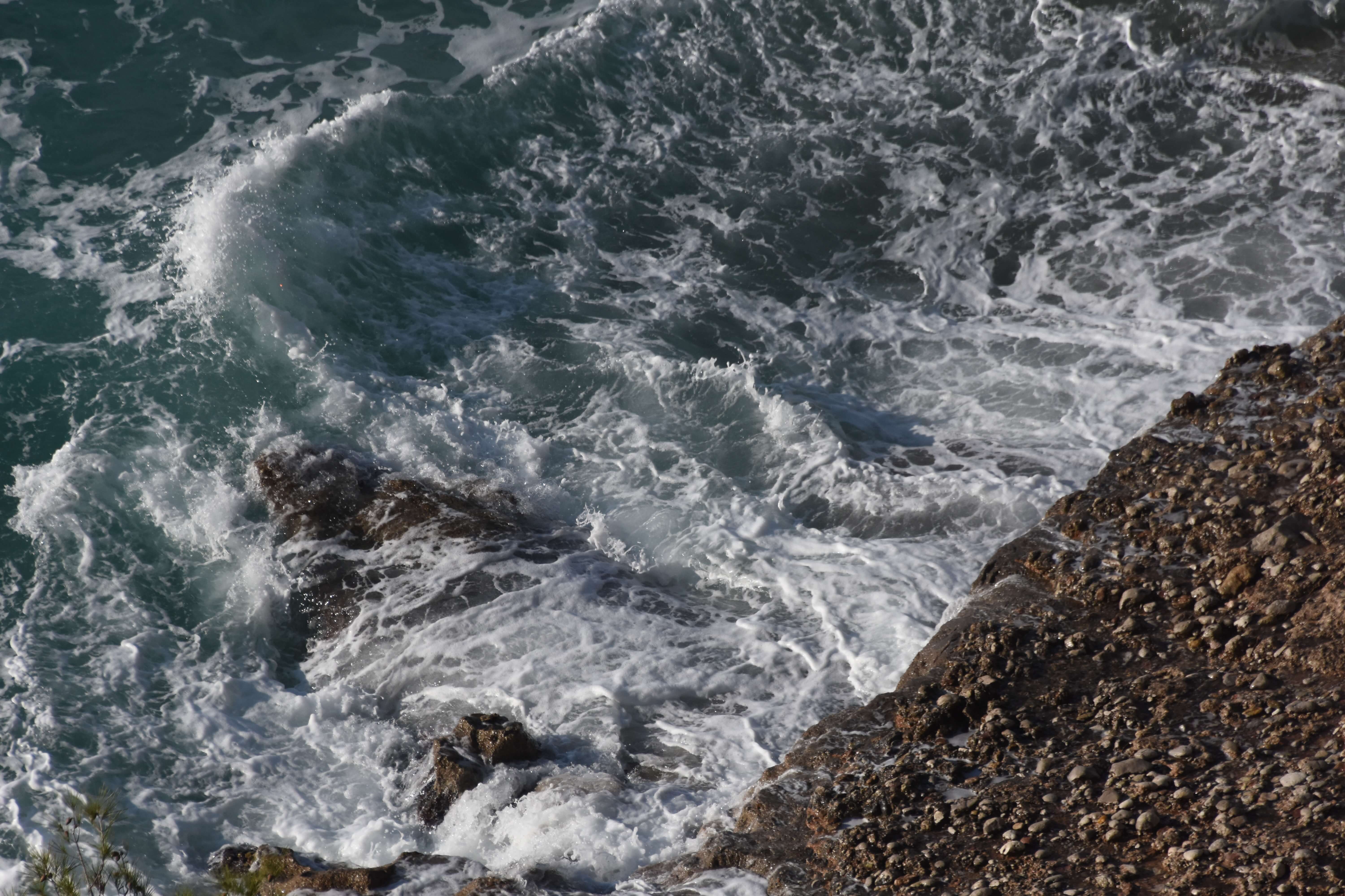 Βόλος: Σπαραγμός για την αυτοκτονία φοιτητή σε παραλία – Αναπάντητα ερωτήματα πίσω από τις σκληρές εικόνες!