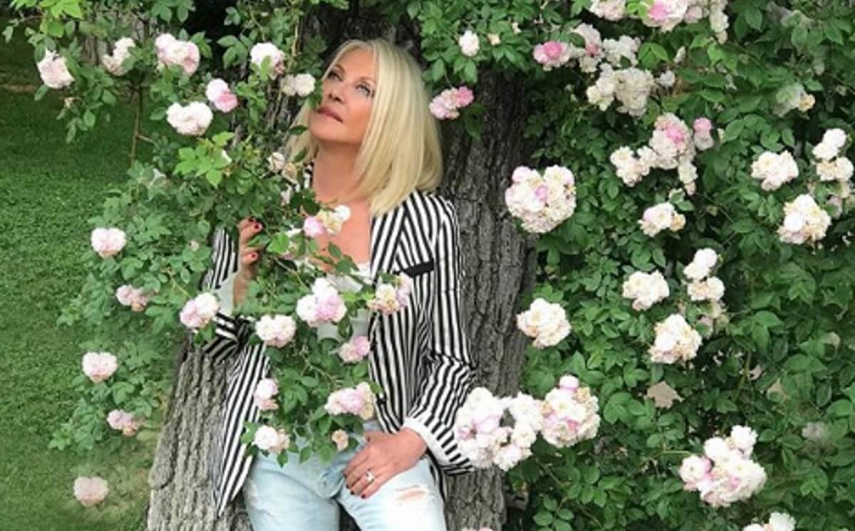 Ρούλα Κορομηλά… ετών 20! Θα πάθετε πλάκα με τη φωτογραφία της με μαγιό!