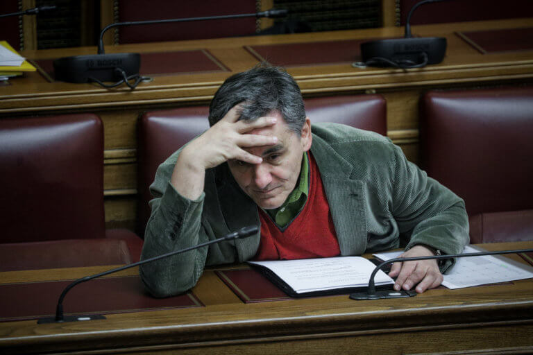 Αποδοκιμασίες κατά Τσακαλώτου και στην Δράμα | Newsit.gr Αποδοκιμασίες κατά Τσακαλώτου και στην Δράμα | Newsit.gr
