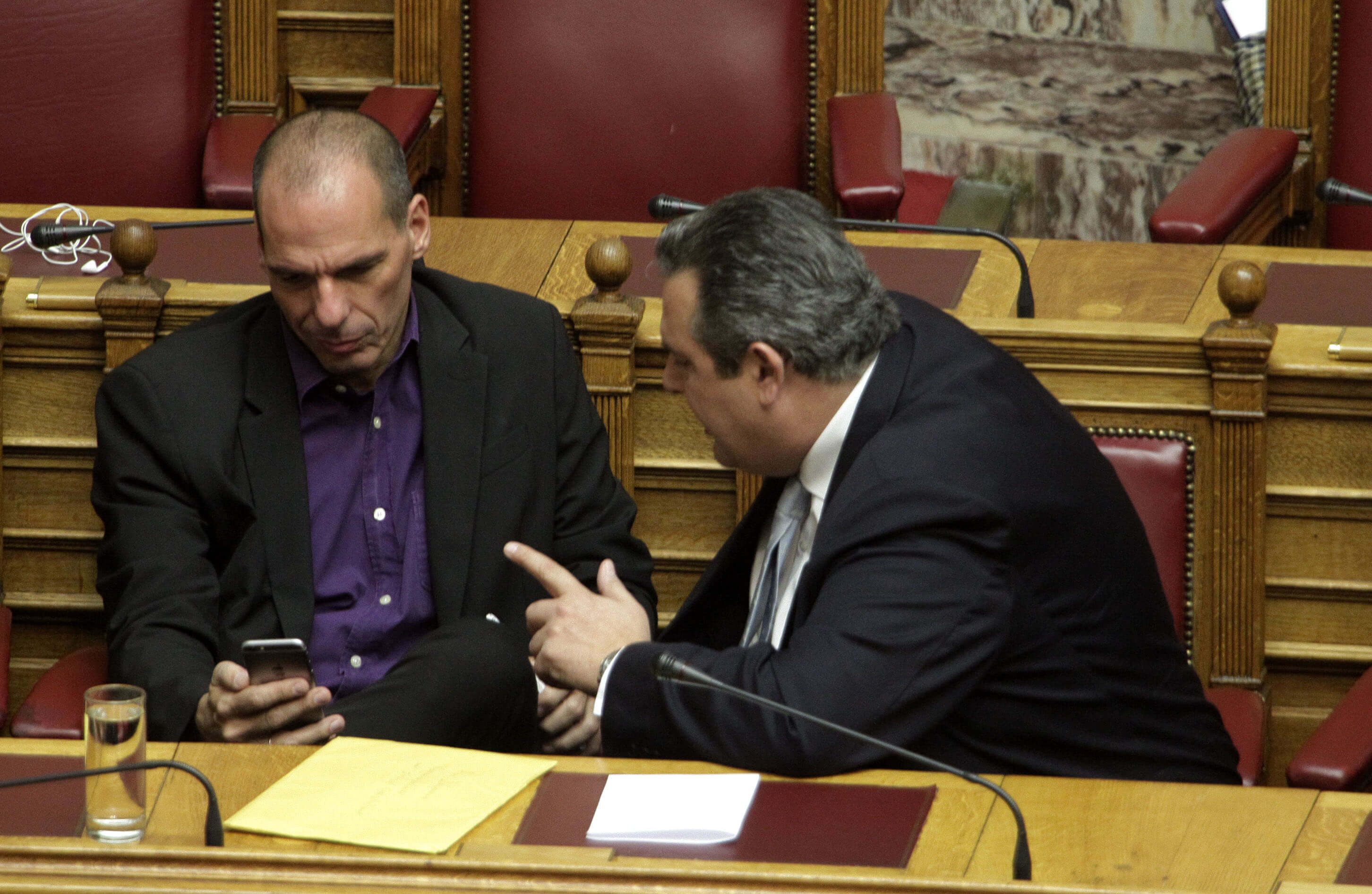 Βαρουφάκης: Ο Καμμένος υποστήριζε το Grexit – “Μου έλεγε προχώρα, είμαι μαζί σου”