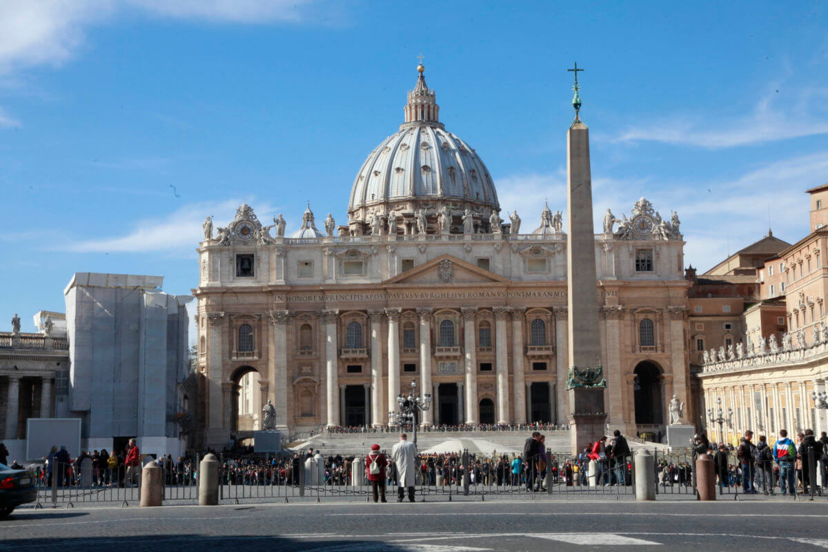 Νέα προβλήματα στο Βατικανό! Για σεξουαλική επίθεση κατηγορείται ο πρεσβευτής στη Γαλλία