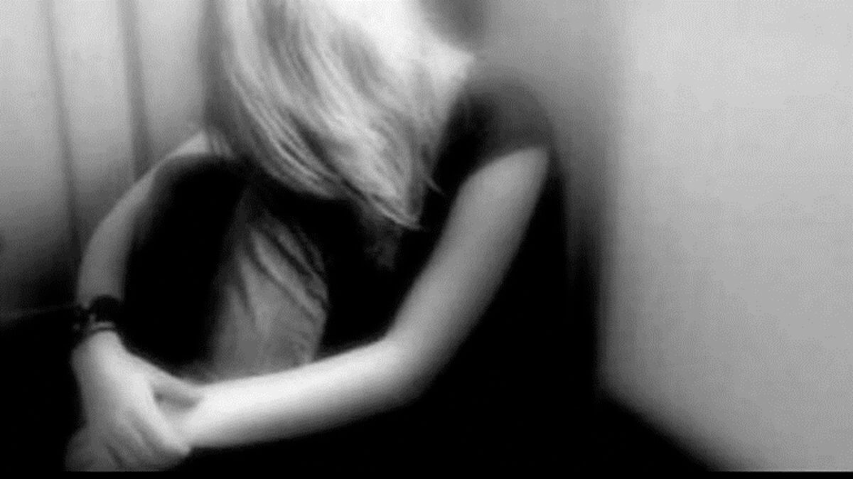 Λαμία: 19χρονη κατήγγειλε 53χρονο για βιασμό – «Διαψεύδω, ήταν συναινετικό»