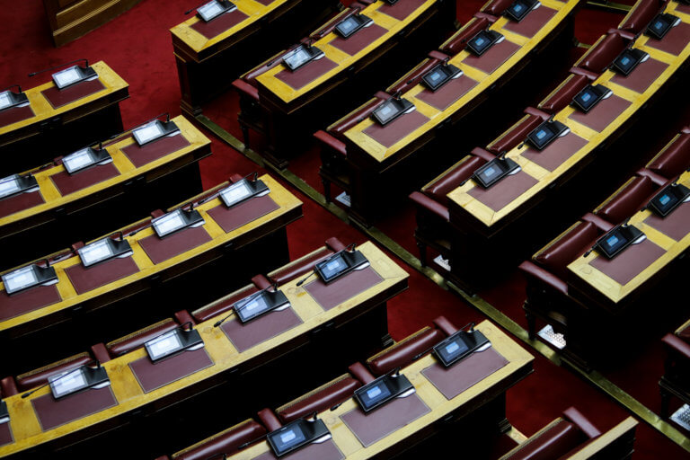 «Υπερωρίες» στην Βουλή! «Καυτό» δίμηνο γεμάτο… SOS ψηφοφορίες! | Newsit.gr «Υπερωρίες» στην Βουλή! «Καυτό» δίμηνο γεμάτο… SOS ψηφοφορίες! | Newsit.gr