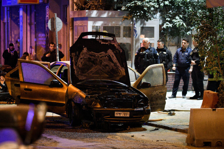 Ανάληψη ευθύνης για την επίθεση στο ΑΤ Ακρόπολεως! “Ο Λάμπρος ζει μες τις φωτιές” | Newsit.gr Ανάληψη ευθύνης για την επίθεση στο ΑΤ Ακρόπολεως! “Ο Λάμπρος ζει μες τις φωτιές” | Newsit.gr