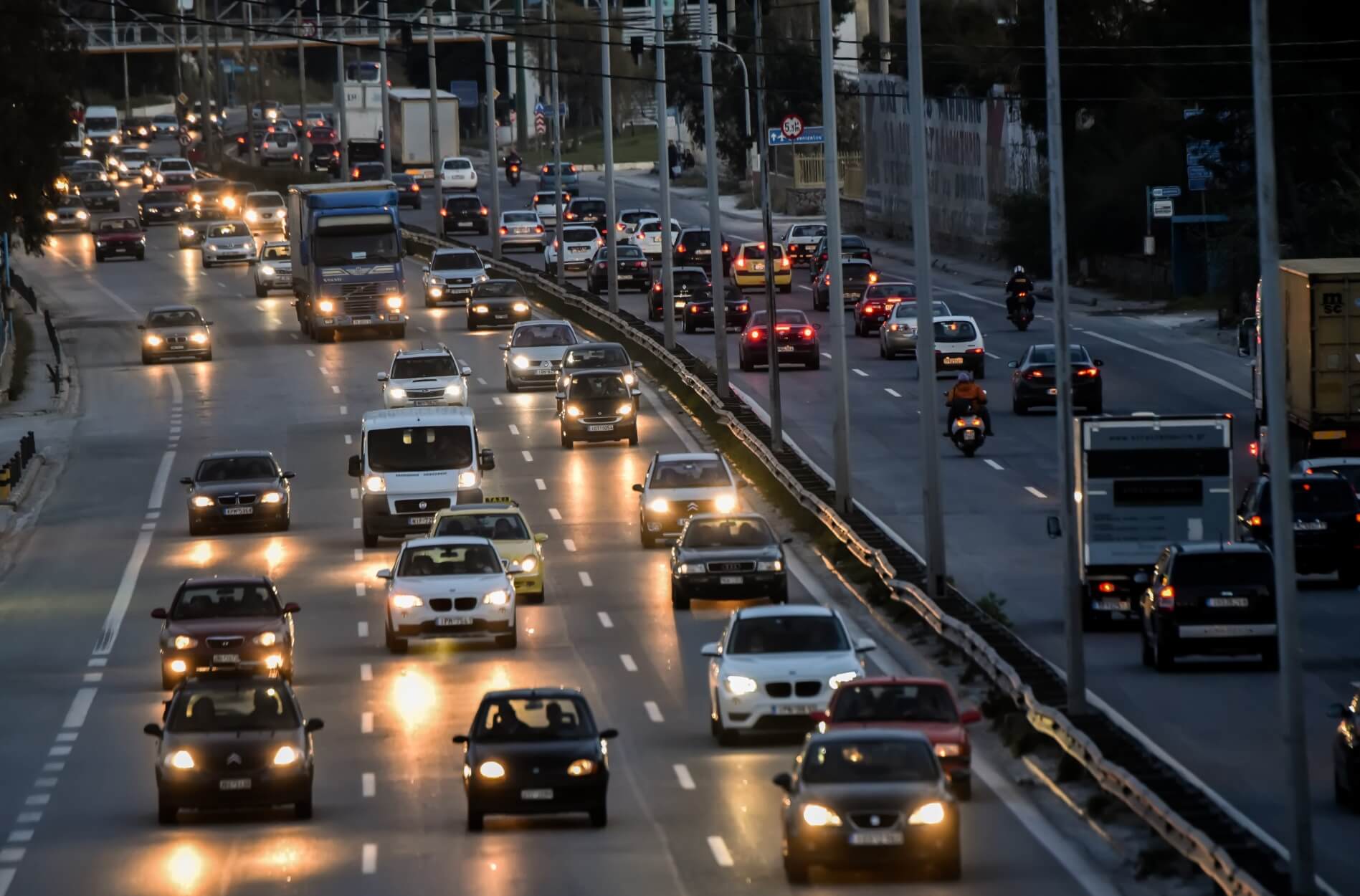 Καθαρά Δευτέρα: Μετ’ εμποδίων η μαζική επιστροφή των εκδρομέων του τριημέρου – Video