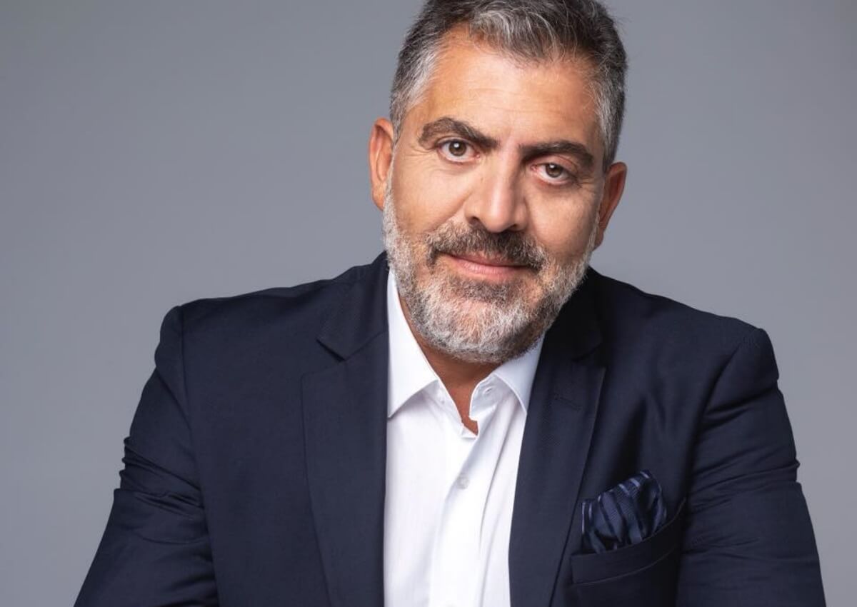 Κούλλης Νικολάου: Δες τον ηθοποιό του «Τατουάζ» να γυμνάζεται μαζί με την κατά 12 χρόνια νεότερη σύζυγό του! (pics)