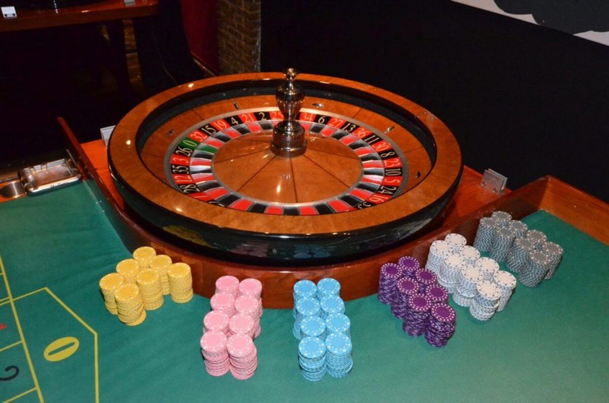 Πόρτο Καρράς: Σταματούν οι… ρουλέτες του καζίνο για 60 μέρες!