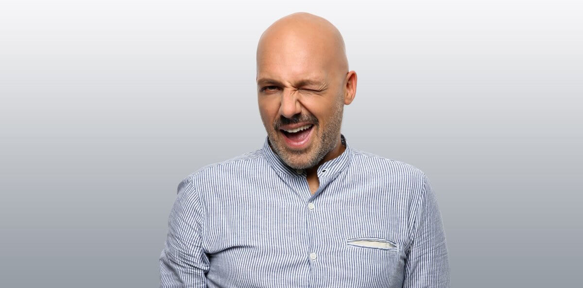 O Σάκης Ρουβάς προκάλεσε τον Νίκο Μουτσινά να… τραγουδήσει Φουρέιρα! Απολαυστικό βίντεο