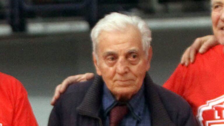 Ο Ολυμπιακός για το θάνατο του Σπανουδάκη: «Έφυγε ο μεγάλος αρχηγός» | Newsit.gr Ο Ολυμπιακός για το θάνατο του Σπανουδάκη: «Έφυγε ο μεγάλος αρχηγός» | Newsit.gr