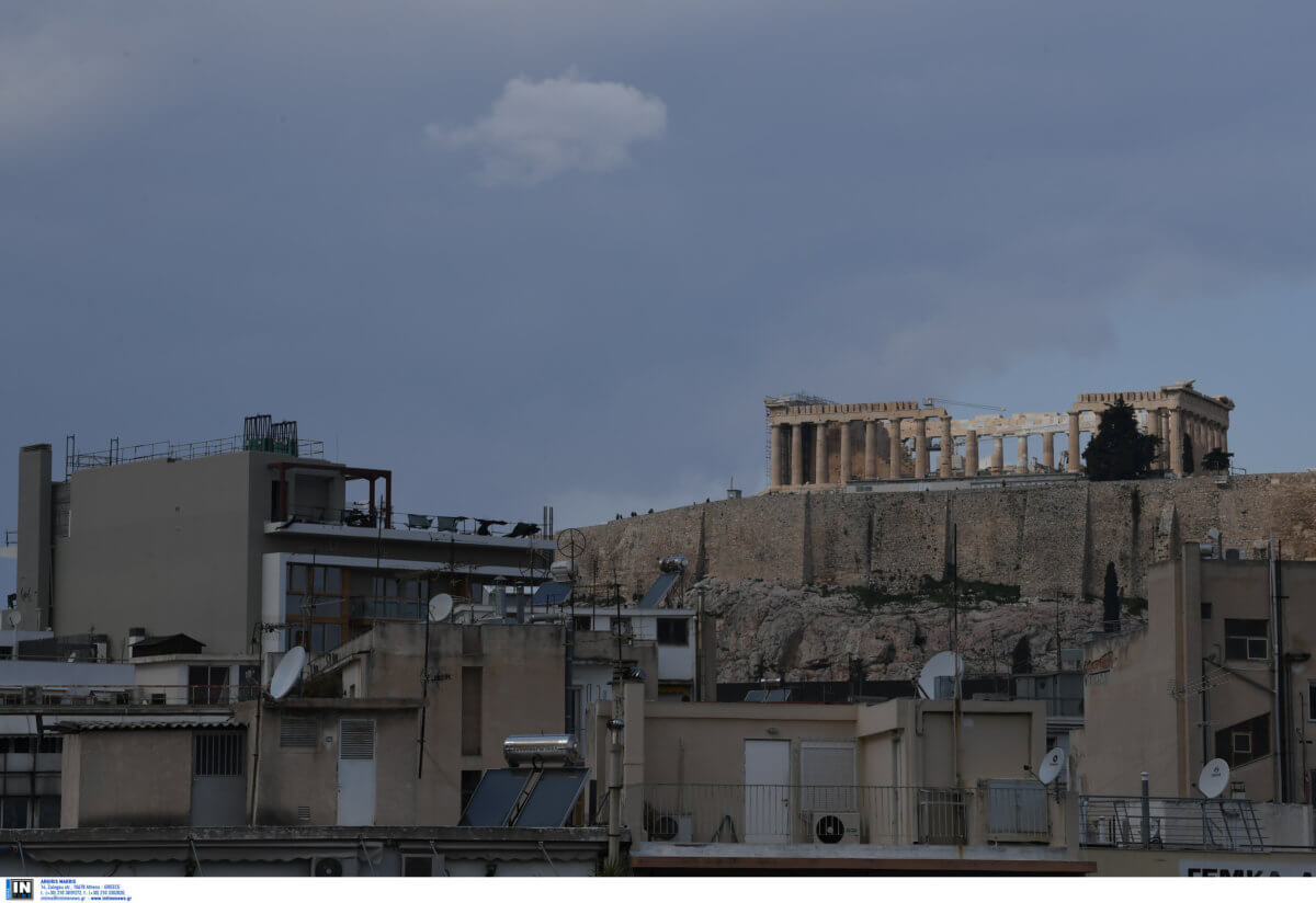 Μπλόκο του ΚΑΣ σε 9όροφο κτίριο στο Κουκάκι