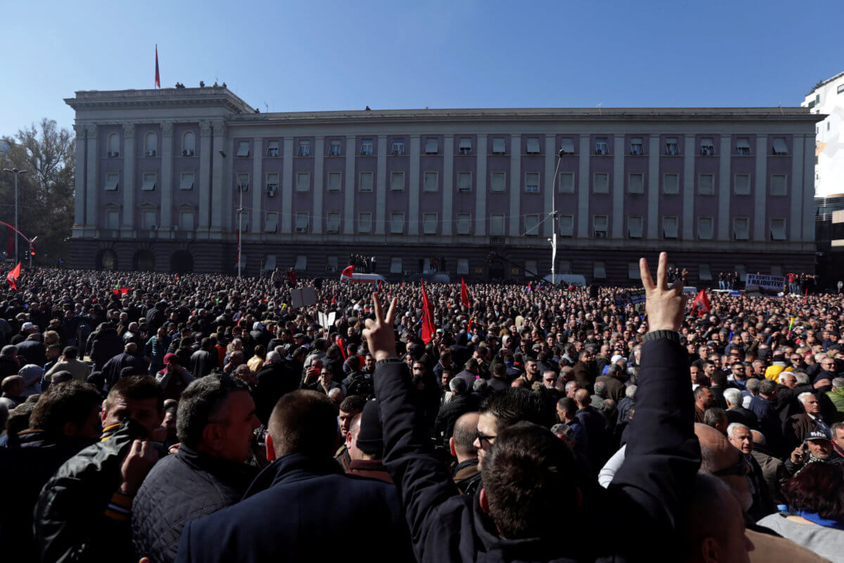Αλβανία: Νέες μαζικές διαδηλώσεις κατά του Ράμα