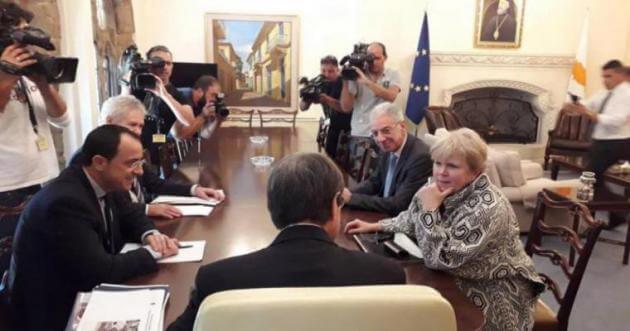 Τι ειπώθηκε στην τηλεφωνική συνομιλία Αναστασιάδη – Λουτ για το Κυπριακό!