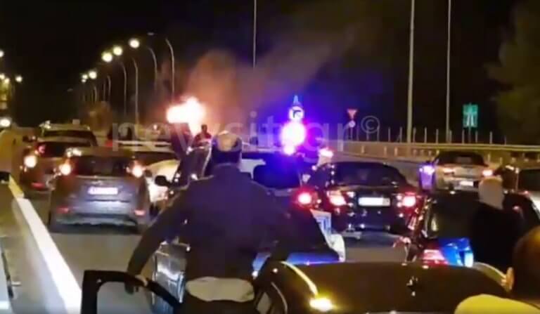 Εικόνες σοκ στην Αθηνών – Λαμίας! «Λαμπάδιασε» αυτοκίνητο – video, pics | Newsit.gr Εικόνες σοκ στην Αθηνών – Λαμίας! «Λαμπάδιασε» αυτοκίνητο – video, pics | Newsit.gr