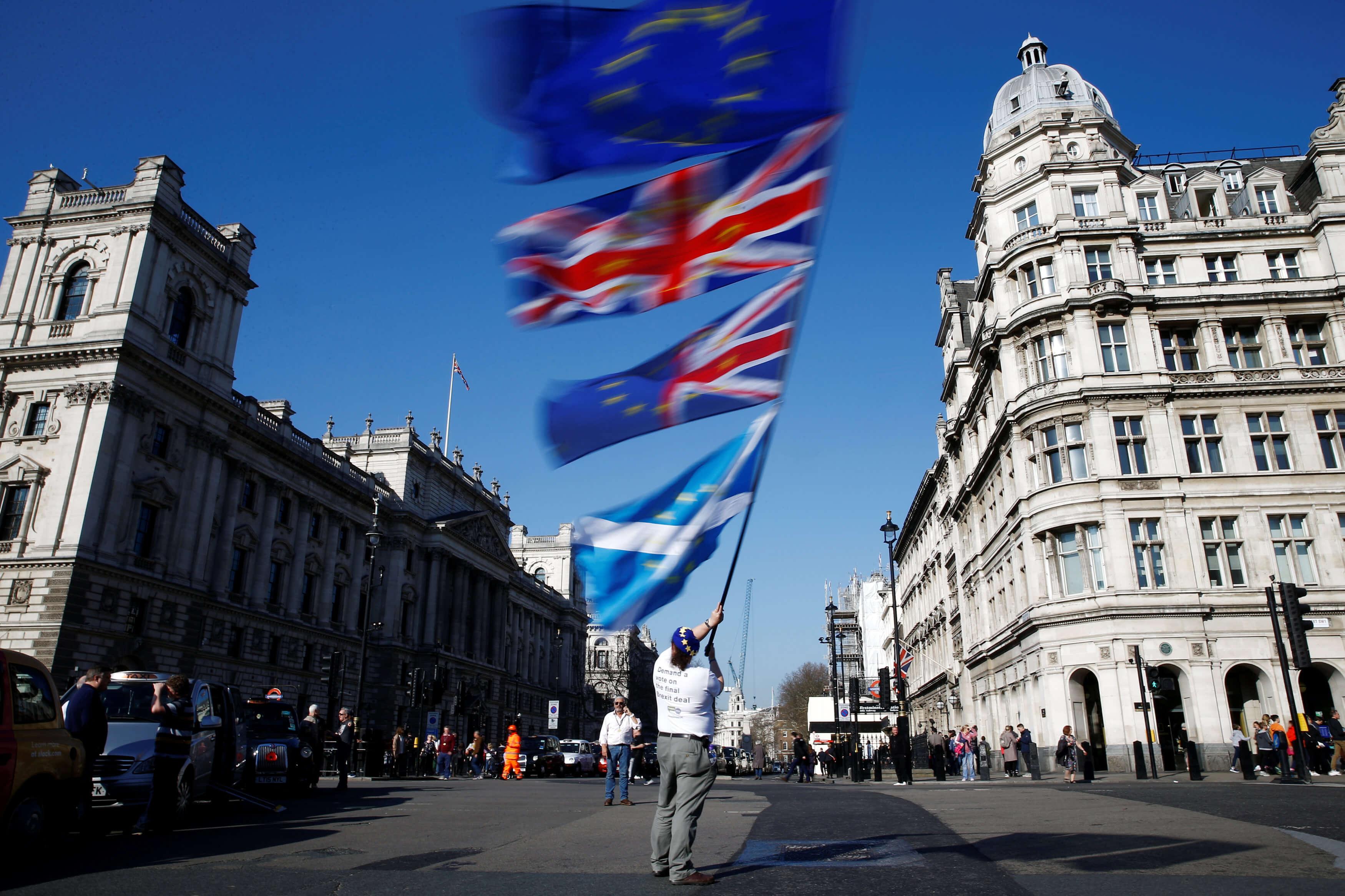 Brexit: Παράθυρο για καθυστέρηση λίγων εβδομάδων αφήνει η ΕΕ