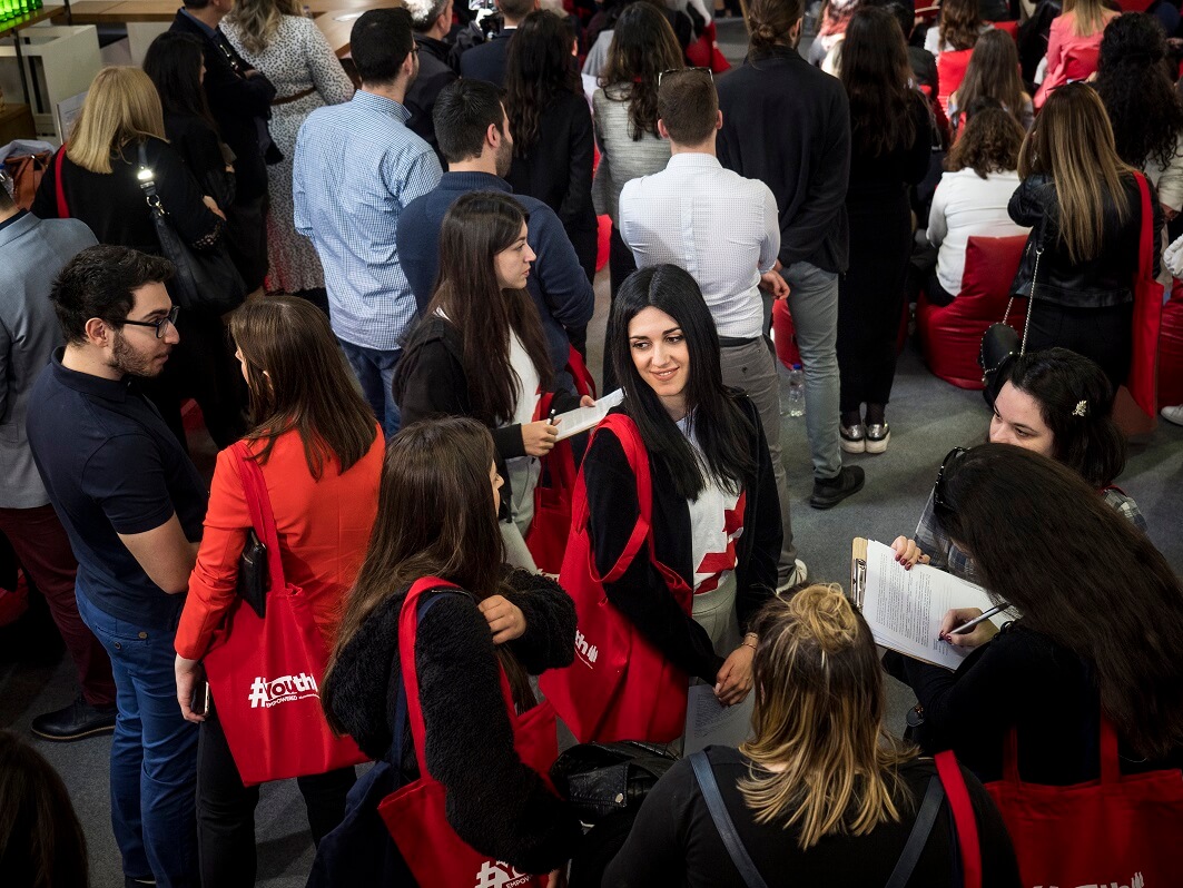 Coca-Cola Τρία Έψιλον δίπλα σε όσους θέλουν να κάνουν τη… δική τους αρχή