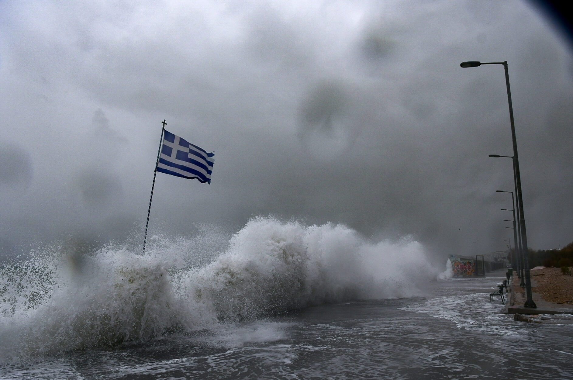 Καιρός σήμερα: Μικρό ανοιξιάτικο διάλειμμα – Έρχεται νέο κύμα κακοκαιρίας!