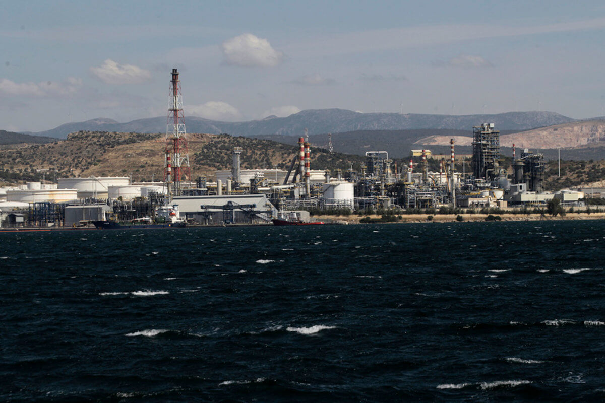 ΕΛΠΕ: Success story το δ’ τρίμηνο του 2018! Ρεκόρ παραγωγής και εξαγωγών