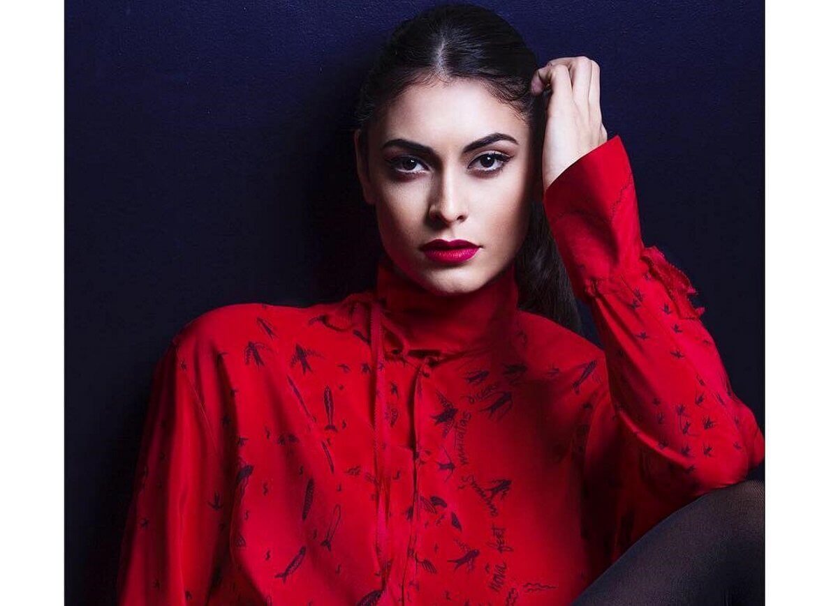 Εύη Ιωαννίδου: Οι βόλτες με στυλ στο Μιλάνο πριν ξεκινήσει τα νέα της επαγγελματικά βήματα