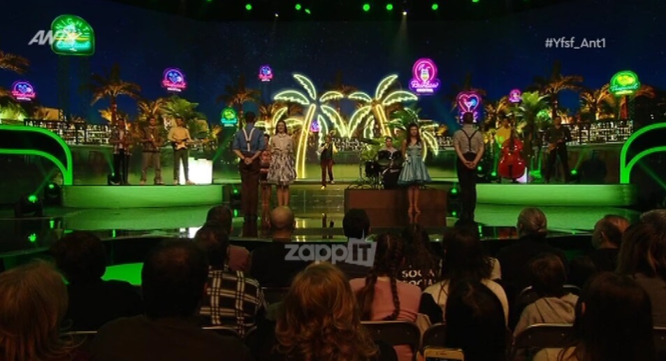 YFSF: Αγνώριστη η Ελένη Φιλίνη ως Κωστής Μαραβέγιας! Βίντεο