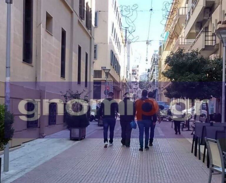 Πάτρα: Στα δικαστήρια χωρίς δικηγόρο για τη δολοφονία του 52χρονου – video | Newsit.gr Πάτρα: Στα δικαστήρια χωρίς δικηγόρο για τη δολοφονία του 52χρονου – video | Newsit.gr