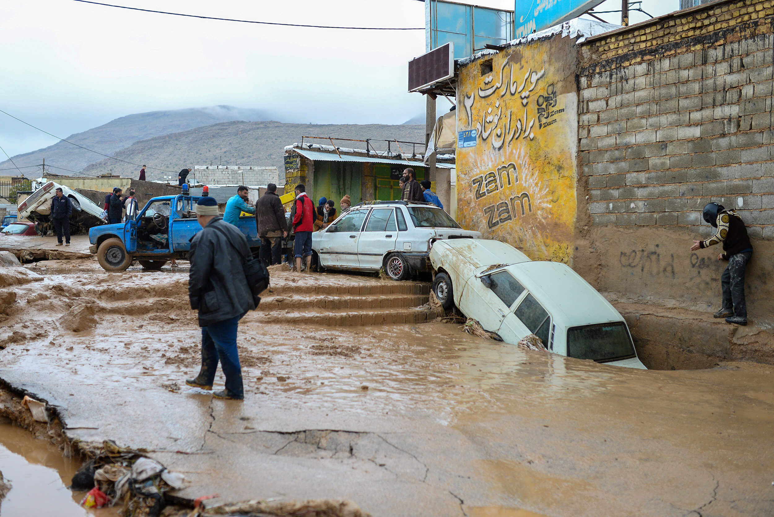 Ιράν: Τουλάχιστον 23 οι νεκροί από τις φονικές πλημμύρες