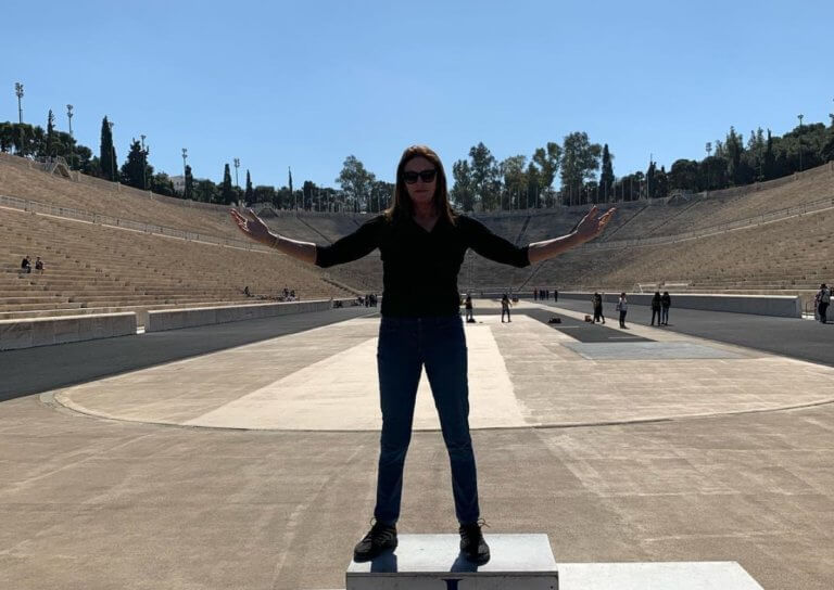 Caitlyn Jenner: Οι καινούριες φωτογραφίες της από το ταξίδι της στην Ελλάδα και το μήνυμά της!