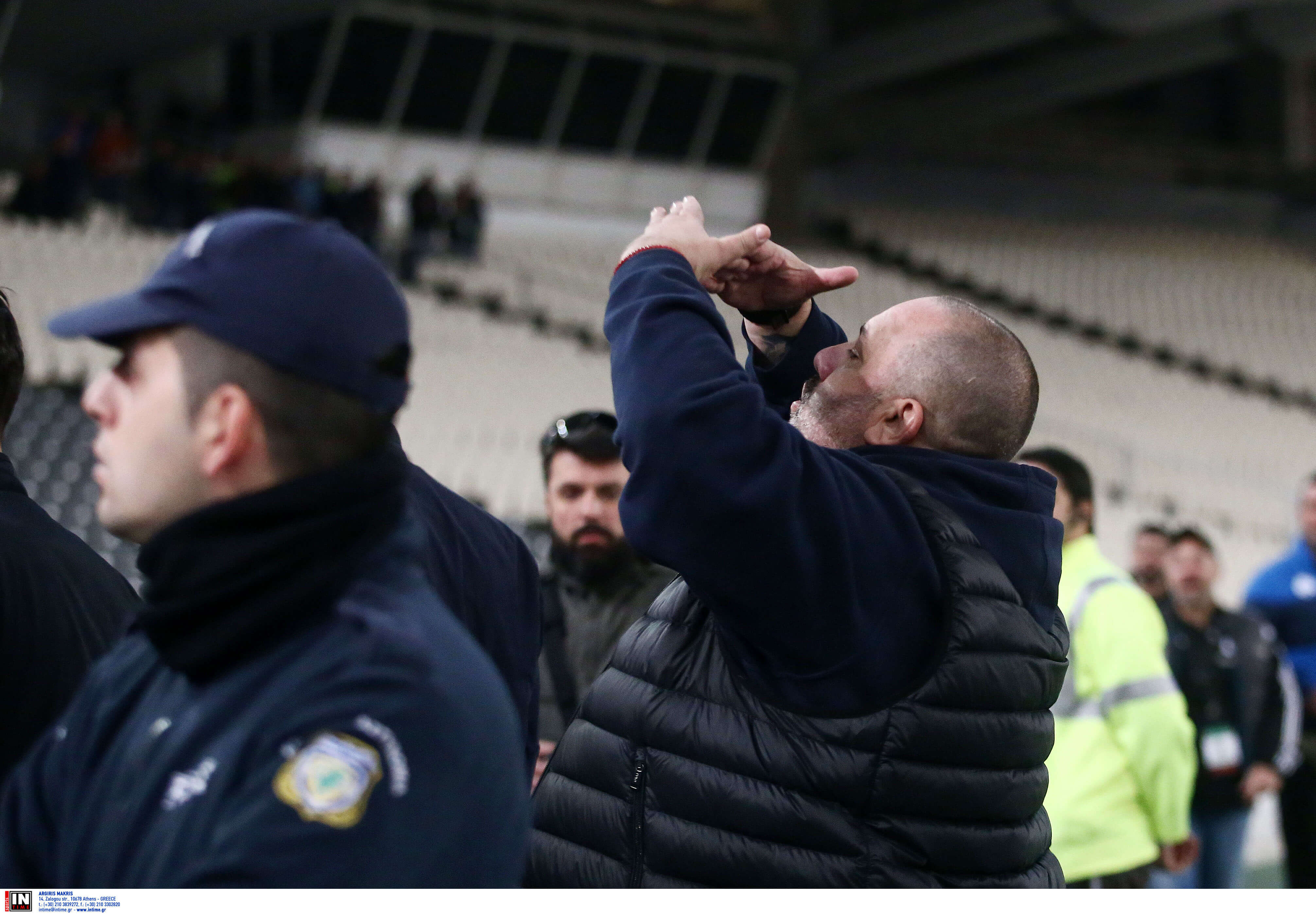 Ολυμπιακός: Φιλάκια Καραπαπά και δηλώσεις για εξυγίανση! Παράπονα από Παναθηναϊκό