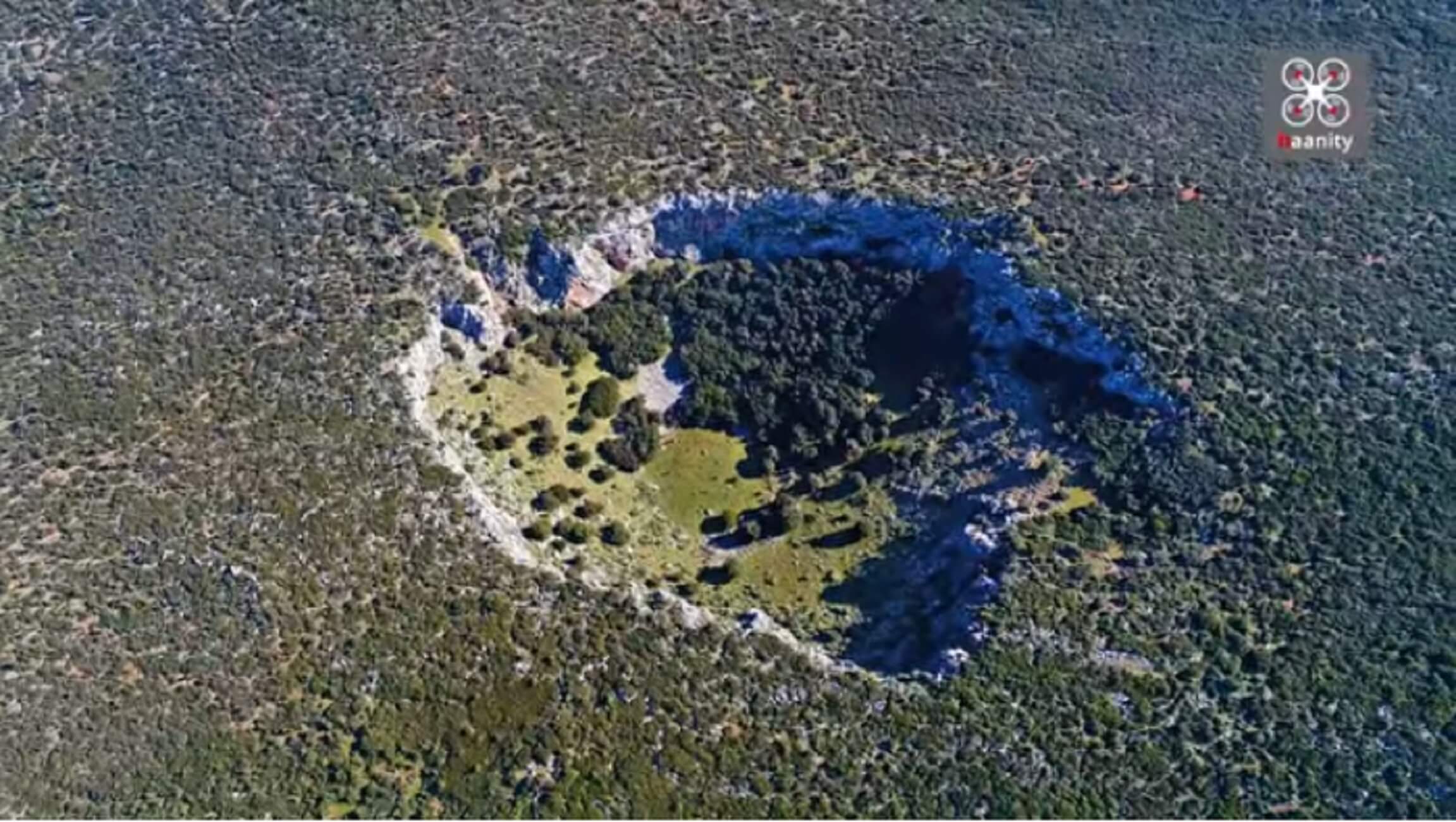 Τεράστιος, μυστηριώδης κρατήρας στη Βοιωτία – video