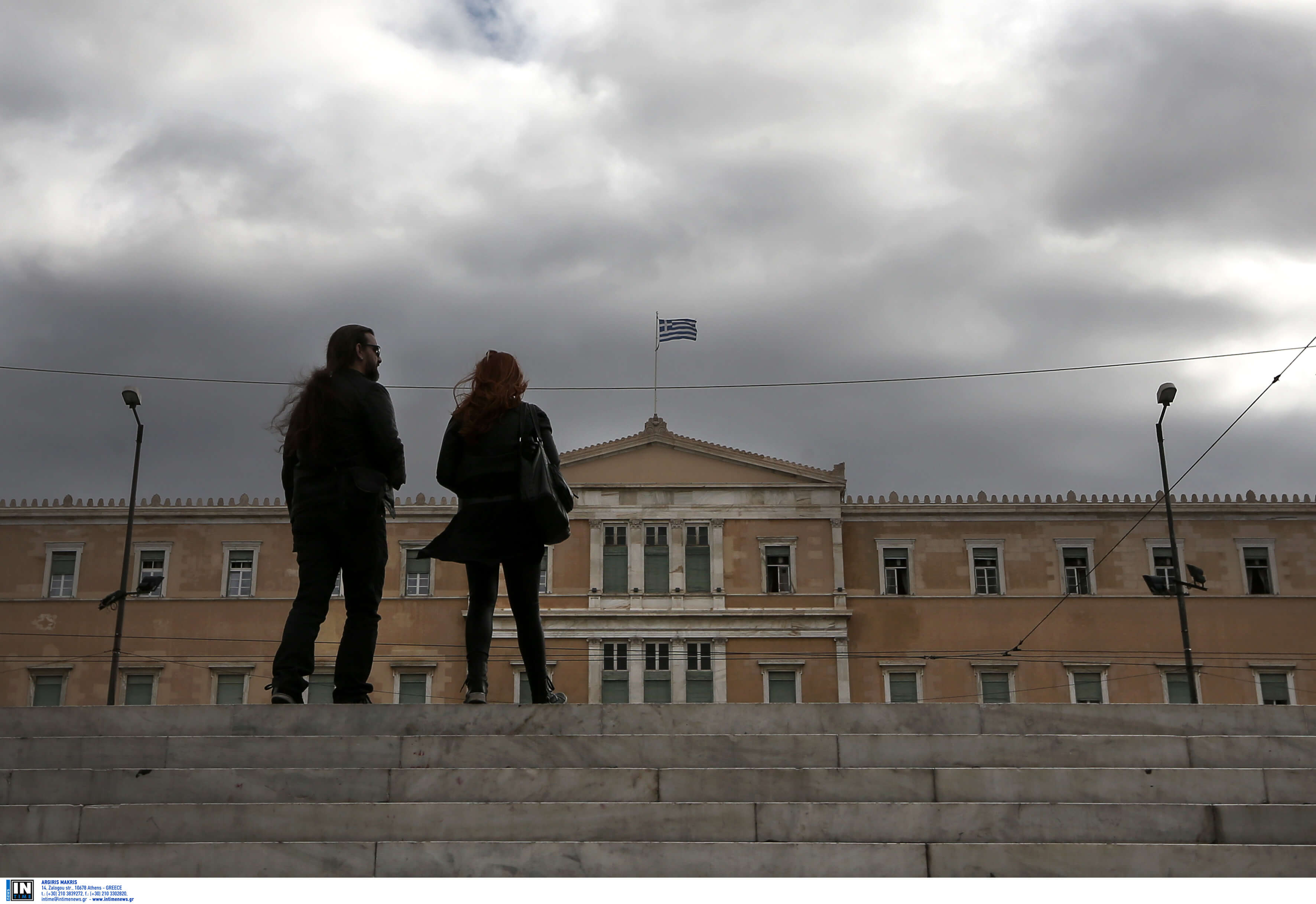 Καιρός σήμερα: Άνοιξη το πρωί, χειμώνας από το βράδυ! Απότομη βουτιά της θερμοκρασίας