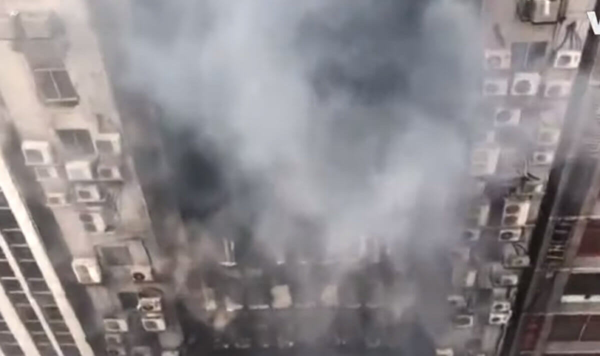 Μπαγκλαντές: 17 οι νεκροί από την φωτιά σε πολυώροφο κτίριο – video