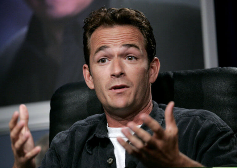 Luke Perry: Αντίο Ντίλαν! Οι σταρ συντετριμμένοι τον αποχαιρετούν | Newsit.gr Luke Perry: Αντίο Ντίλαν! Οι σταρ συντετριμμένοι τον αποχαιρετούν | Newsit.gr