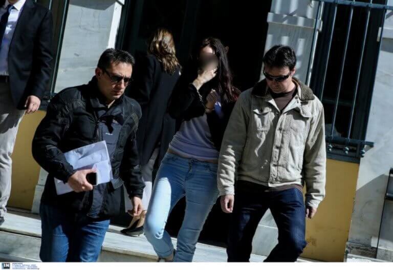 Βάρκιζα: Τη Δευτέρα (4.3.2019) απολογείται η μητέρα του βρέφους που απανθρακώθηκε | Newsit.gr Βάρκιζα: Τη Δευτέρα (4.3.2019) απολογείται η μητέρα του βρέφους που απανθρακώθηκε | Newsit.gr