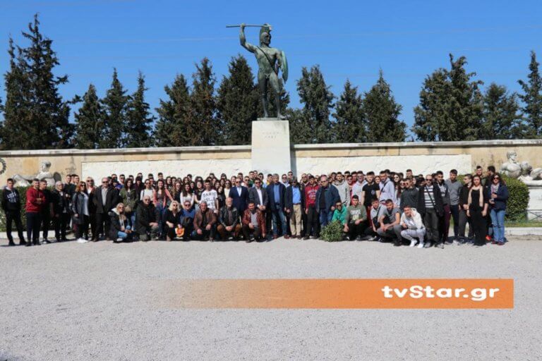 Σπαρτιάτες και Θεσπιείς στις Θερμοπύλες – video | Newsit.gr Σπαρτιάτες και Θεσπιείς στις Θερμοπύλες – video | Newsit.gr