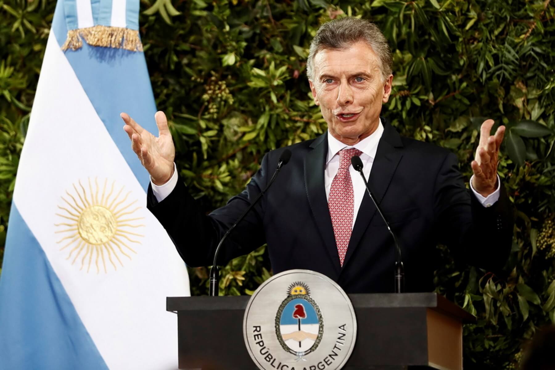 «Αίμα, ιδρώτα και δάκρυα», υπόσχεται στους κατοίκους της Αργεντινής ο Μαουρίσιο Μάκρι