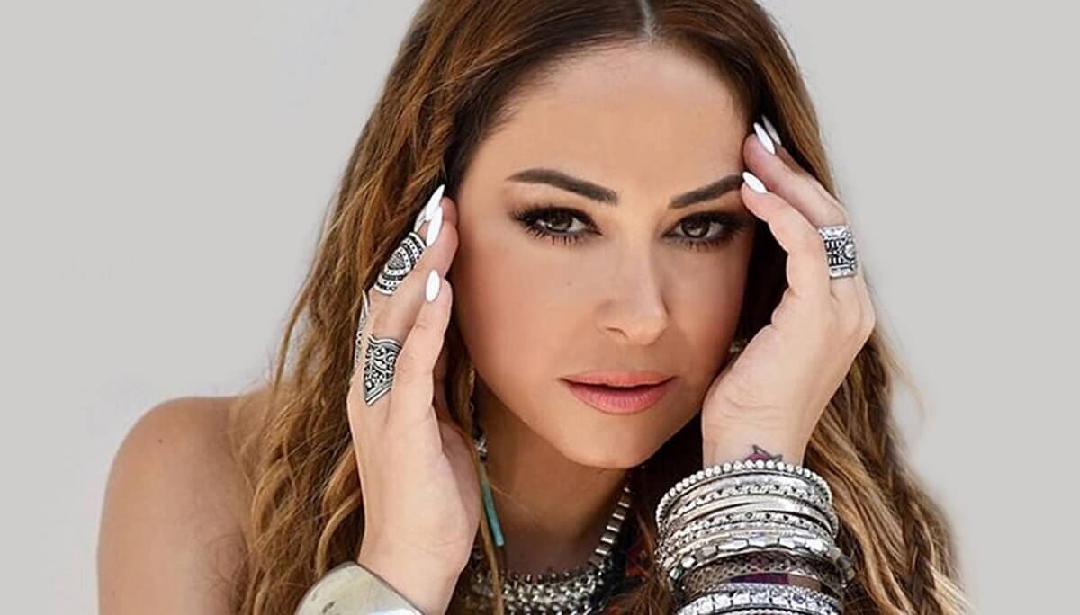 Μελίνα Ασλανίδου: Λιποθύμησε στον Πάριο και μεταφέρθηκε στο νοσοκομείο