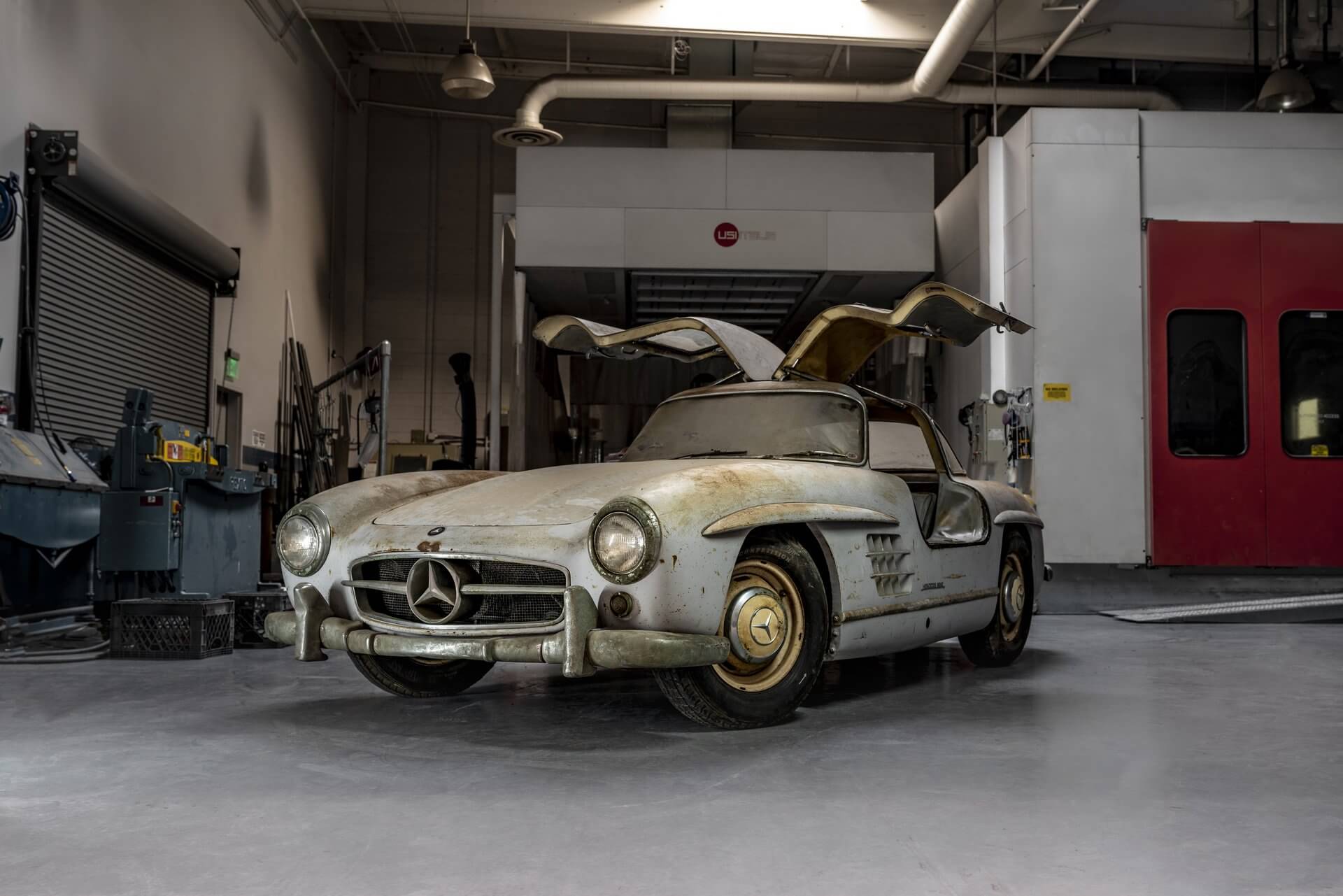 Αυτή η Mercedes-Benz 300 SL Gullwing είναι ο ορισμός του “barn find”