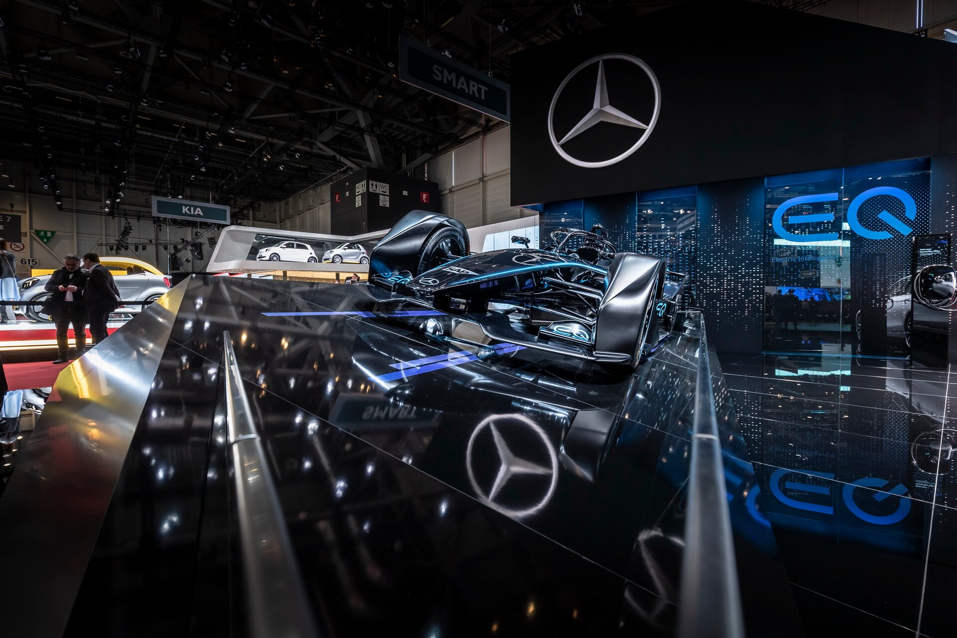 Mercedes-Benz: Από την έκθεση της Γενεύης στο… μέλλον