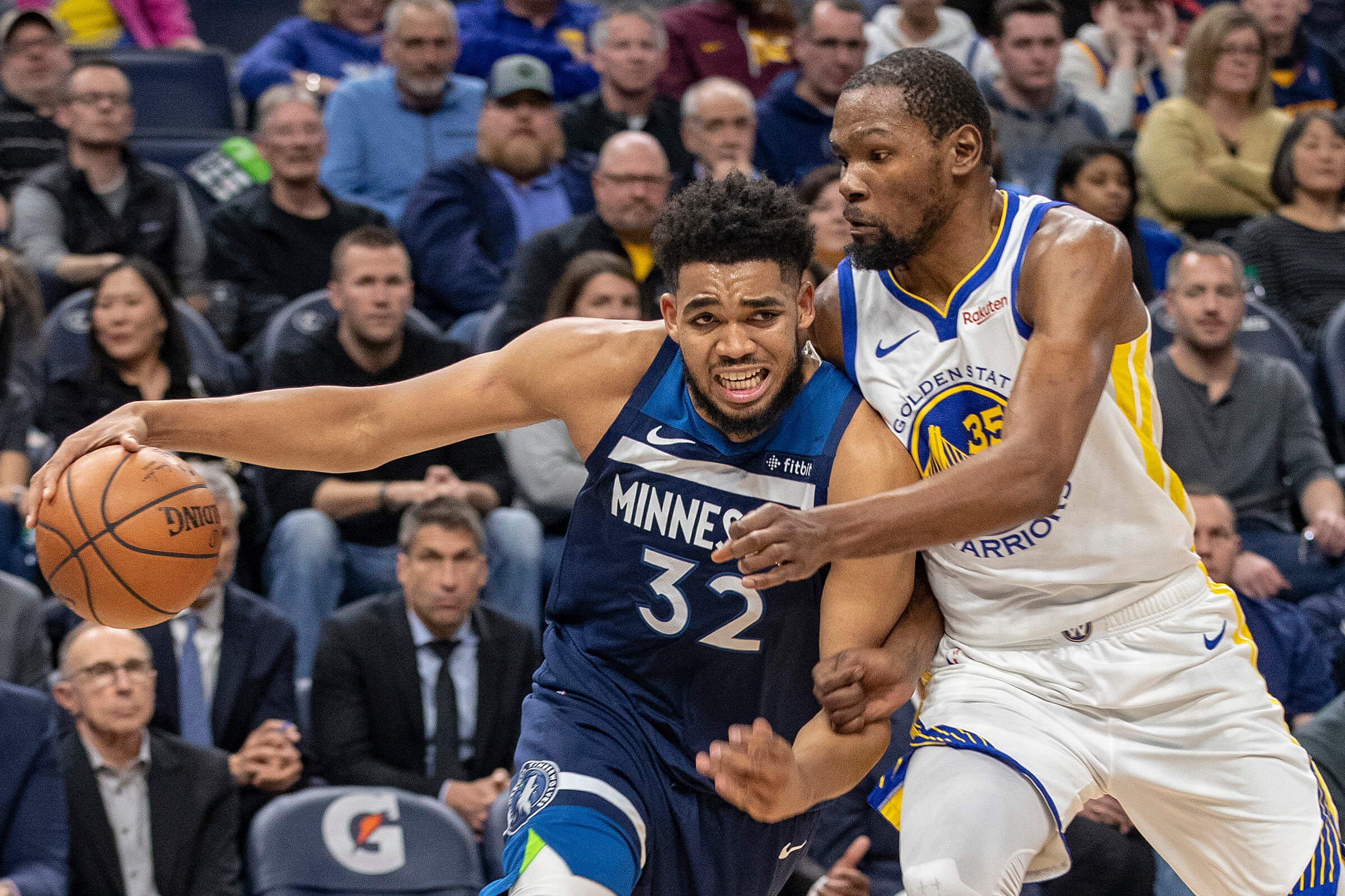 NBA: Φοβερή ανατροπή από τους Τίμπεργουλβς! Διαμαρτυρίες από τους Γουόριορς – video