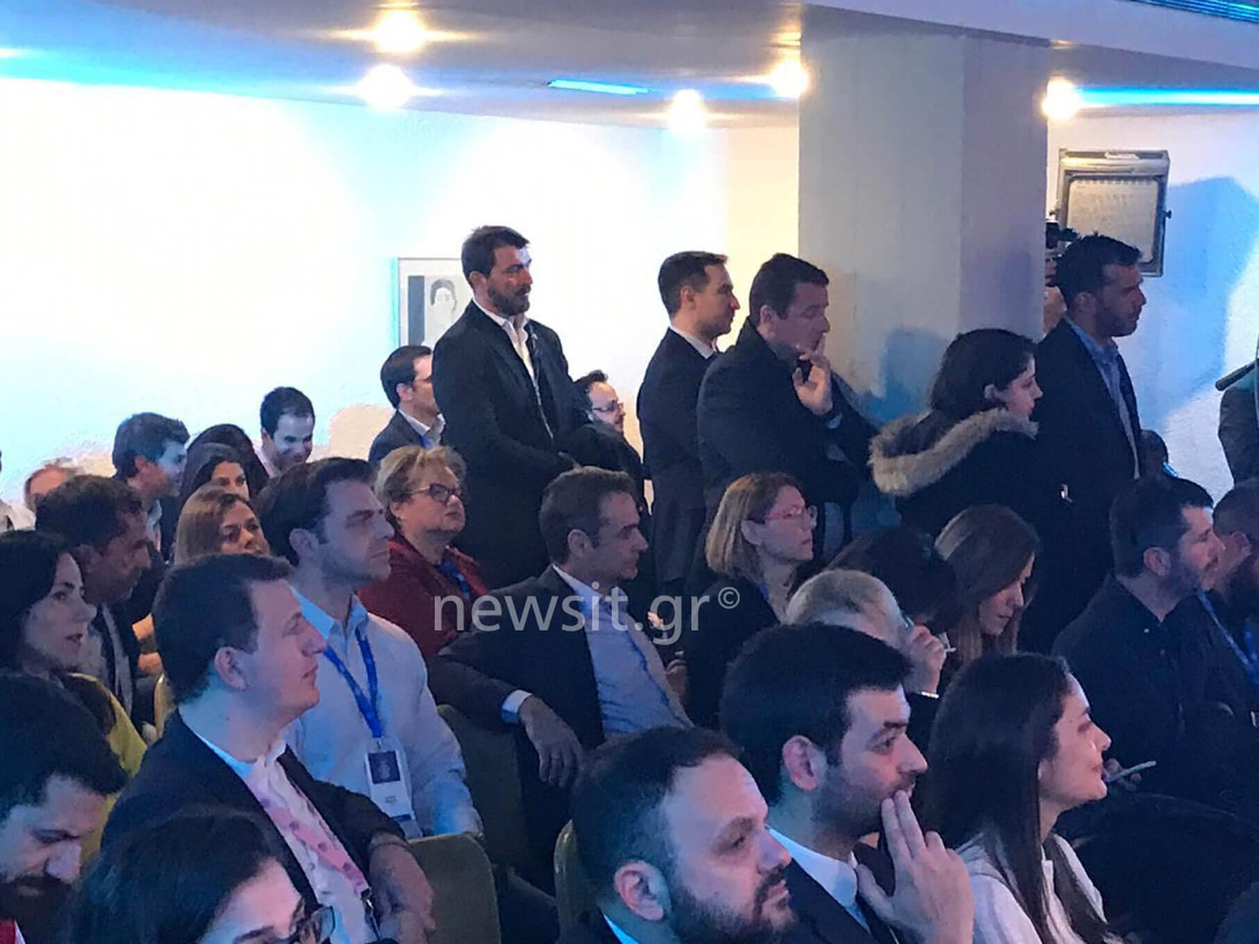 Στο Φόρουμ των Δελφών υπό το βλέμμα του Κυριάκου η Μαρέβα [pics]