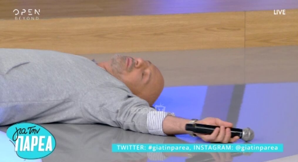 Σωριάστηκε στο πάτωμα ο Μουτσινάς! Πήραν τον σφυγμό του!