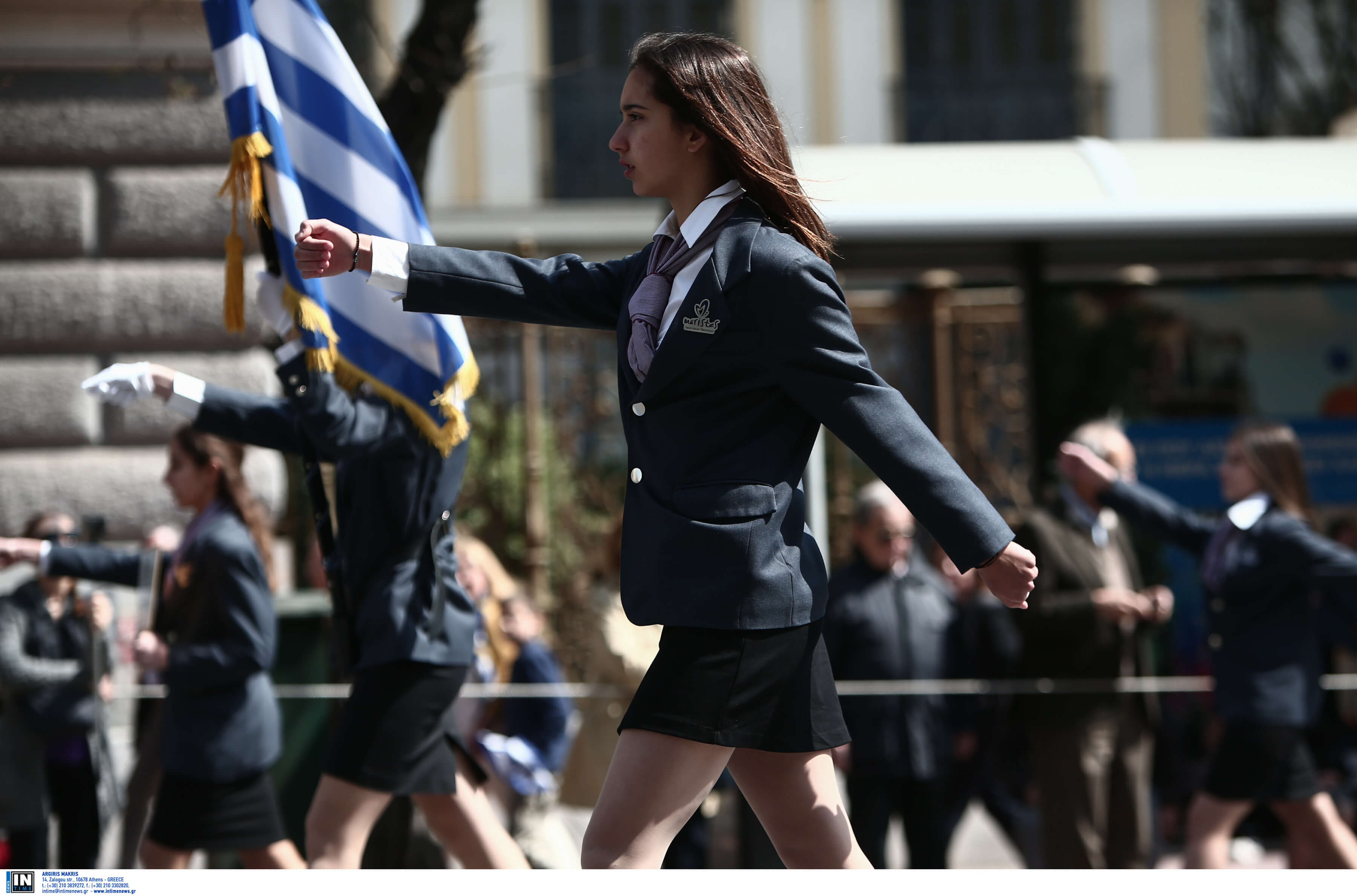 Δεν ακούστηκε το “Μακεδονία ξακουστή” στη μαθητική παρέλαση στο Σύνταγμα – Τι απαντά ο Γαβρόγλου – video