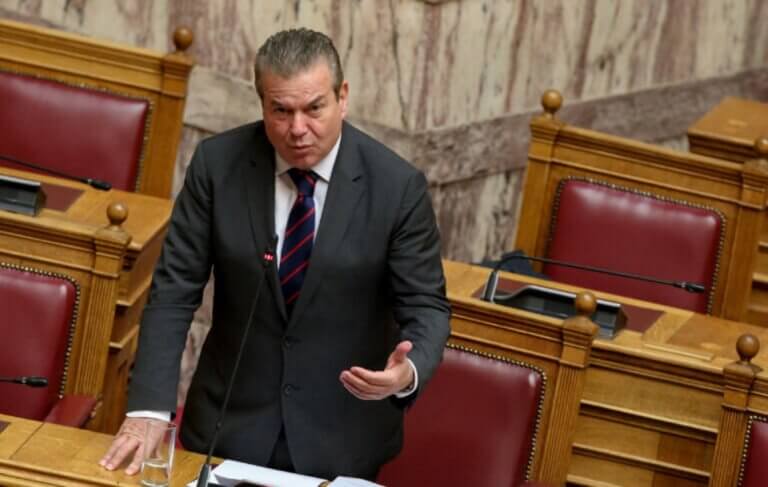 ΝΔ – Απαντά στον Τάσο Πετρόπουλο για “κόσμο που έτρωγε απ’ τα… σκουπίδια πριν τον ΣΥΡΙΖΑ”! – video | Newsit.gr ΝΔ – Απαντά στον Τάσο Πετρόπουλο για “κόσμο που έτρωγε απ’ τα… σκουπίδια πριν τον ΣΥΡΙΖΑ”! – video | Newsit.gr